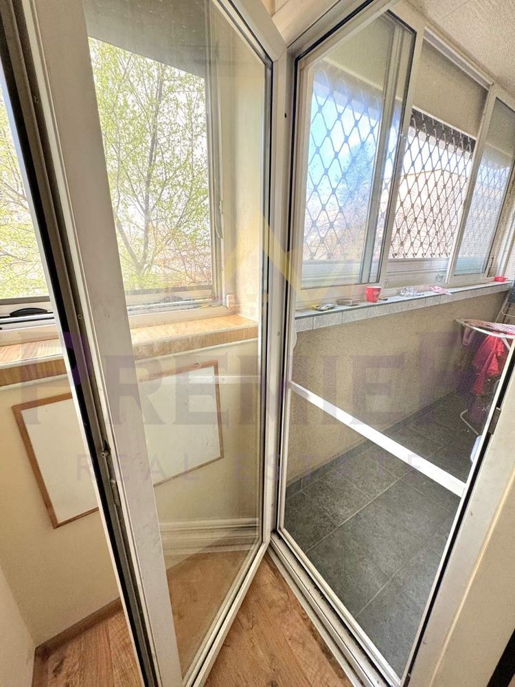 De vânzare  2 dormitoare Sofia , Borovo , 120 mp | 99079571 - imagine [8]