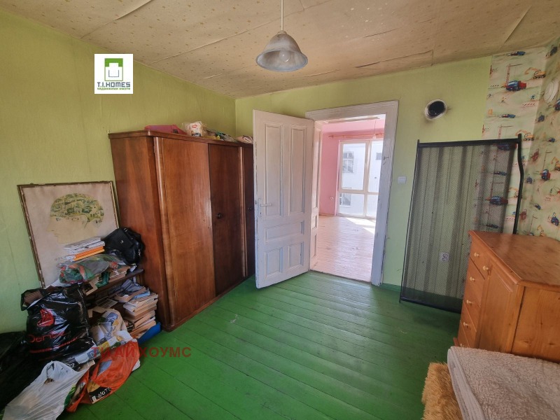 Продава 3-СТАЕН, гр. София, Център