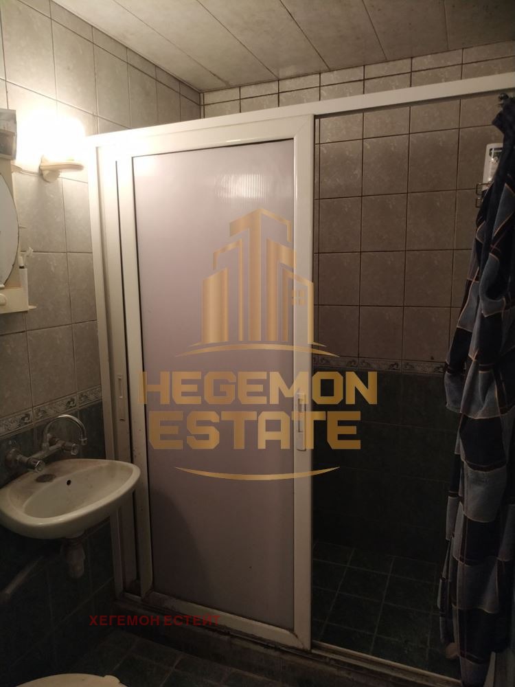 Продава 4-СТАЕН, гр. Варна, Окръжна болница-Генерали, снимка 11 - Апартаменти - 55896234