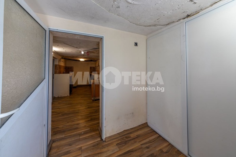 Продава КЪЩА, гр. Девня, област Варна, снимка 15 - Къщи - 51680971