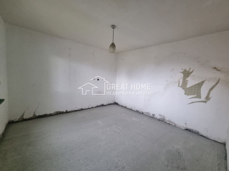 Продава КЪЩА, с. Макариополско, област Търговище, снимка 4 - Къщи - 53231209