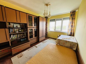 2 dormitorios Tsentar, Dobrich
