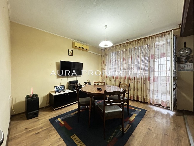 Продава  4-стаен град Разград , Варош , 98 кв.м | 87776404