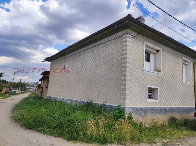Eladó  Ház régió Plovdiv , Begovo , 168 négyzetméter | 78470855 - kép [2]