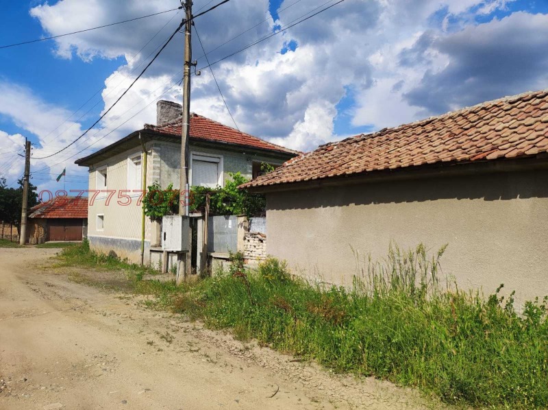 Eladó  Ház régió Plovdiv , Begovo , 168 négyzetméter | 78470855 - kép [3]