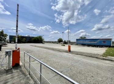 Продава СКЛАД, гр. Русе, Чародейка - Север, снимка 2 - Складове - 53073164