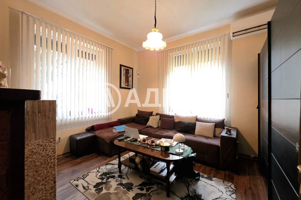 Продава КЪЩА, гр. София, Медицинска академия, снимка 5 - Къщи - 53884659