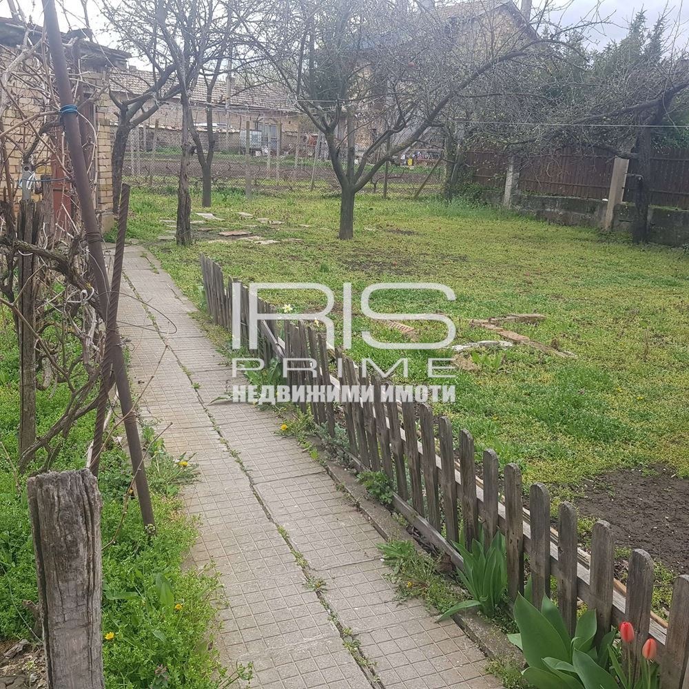 Продава КЪЩА, с. Мадара, област Шумен, снимка 2 - Къщи - 55842821