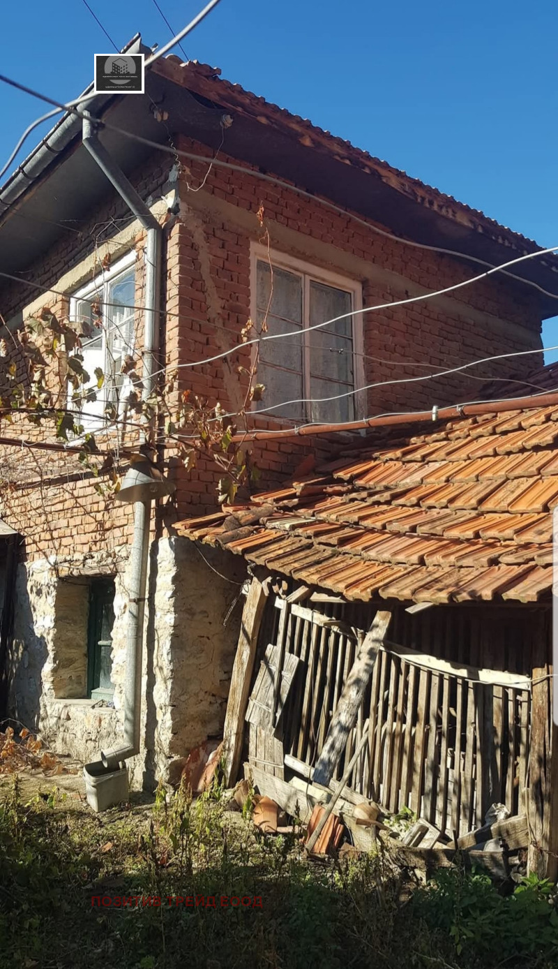 Продава КЪЩА в област Кюстендил, с. Катрище - 60 кв.м / 20 451.68 € » 40 000 лв., ПОЗИТИВ ТРЕЙД ЕООД