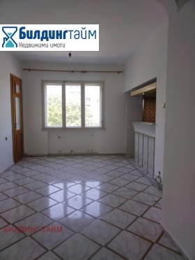 3 dormitorios Tsentar, Shumen 1