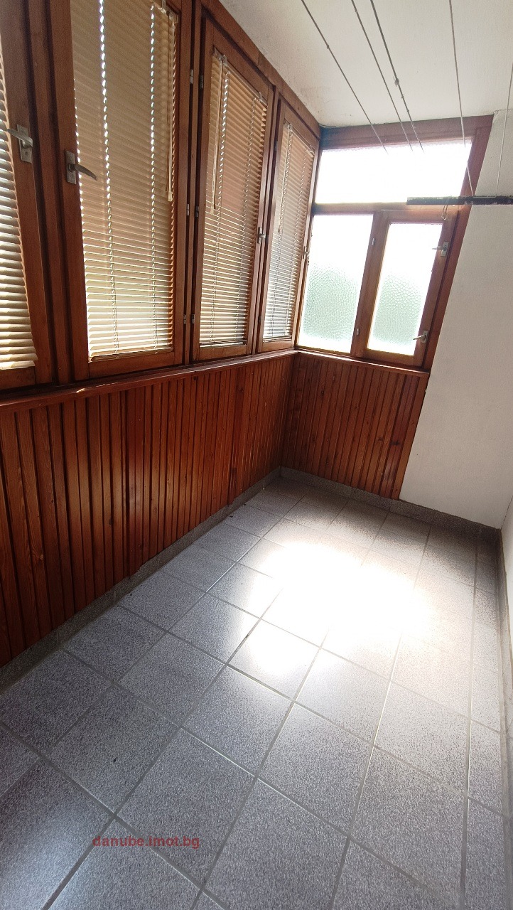 Na sprzedaż  1 sypialnia Ruse , Czarodejka - Jug , 68 mkw | 26290412 - obraz [11]