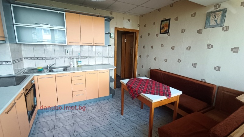 Na sprzedaż  1 sypialnia Ruse , Czarodejka - Jug , 68 mkw | 26290412 - obraz [5]