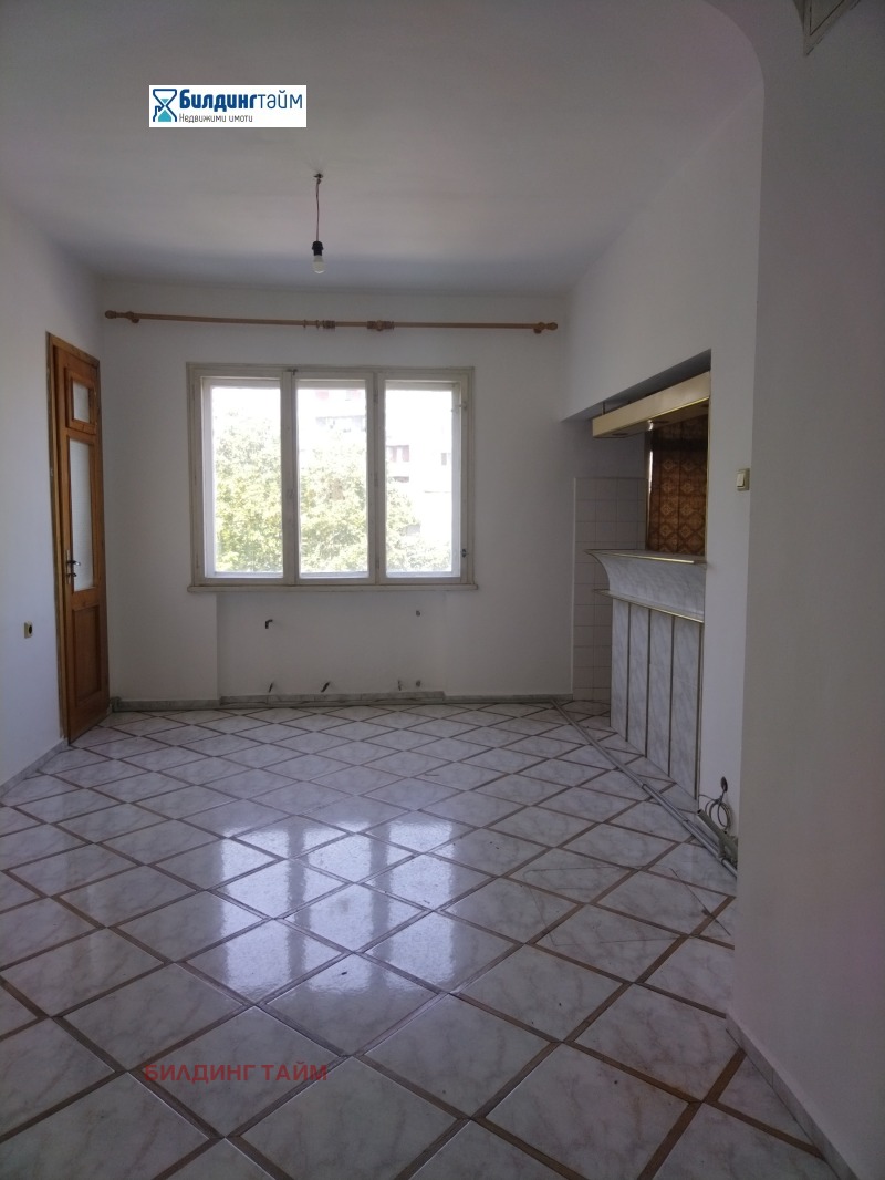 À venda  3 quartos Chumen , Centar , 98 m² | 67195380