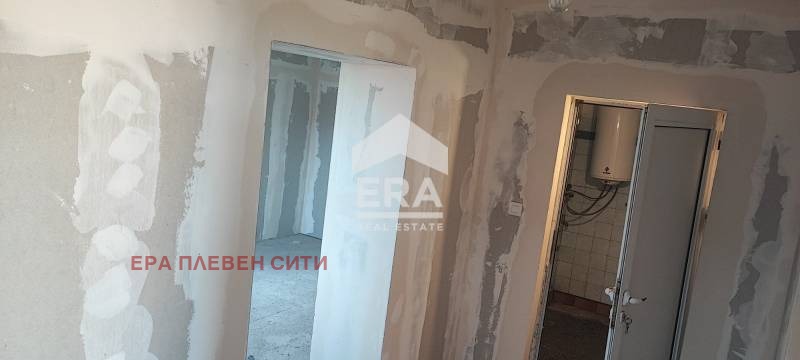 Продава КЪЩА, гр. Долни Дъбник, област Плевен, снимка 9 - Къщи - 47630856