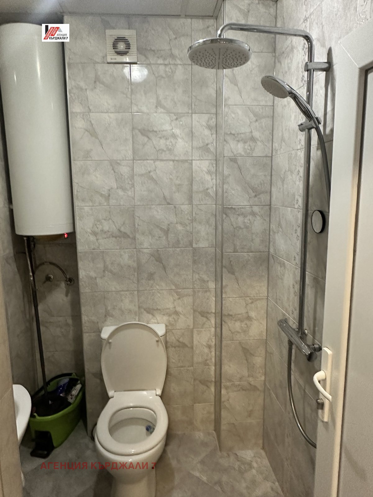 Продава 2-СТАЕН, гр. Кърджали, Център, снимка 12 - Апартаменти - 54023919