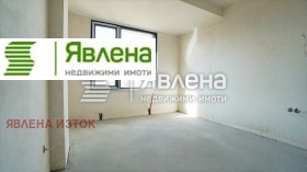 3-стаен град София, Кръстова вада 4