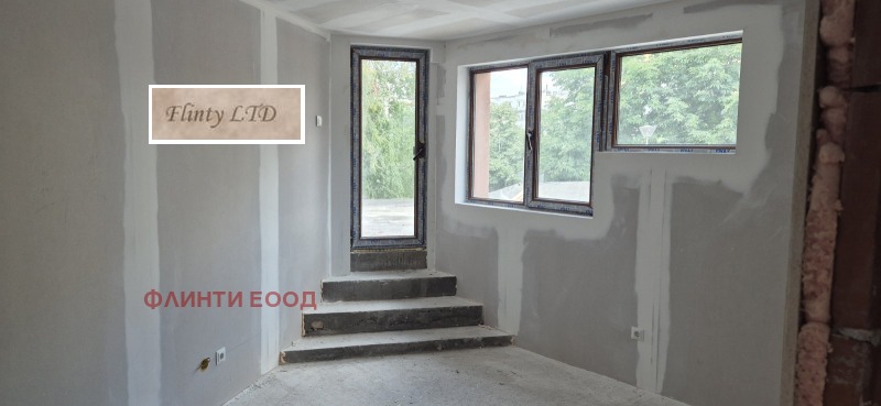 Продава  2-стаен град Велико Търново , Бузлуджа , 93 кв.м | 75588261 - изображение [5]