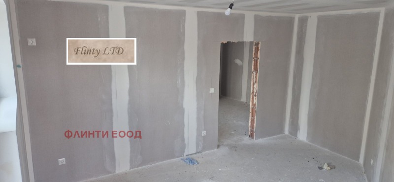 Продава  2-стаен град Велико Търново , Бузлуджа , 93 кв.м | 75588261 - изображение [7]