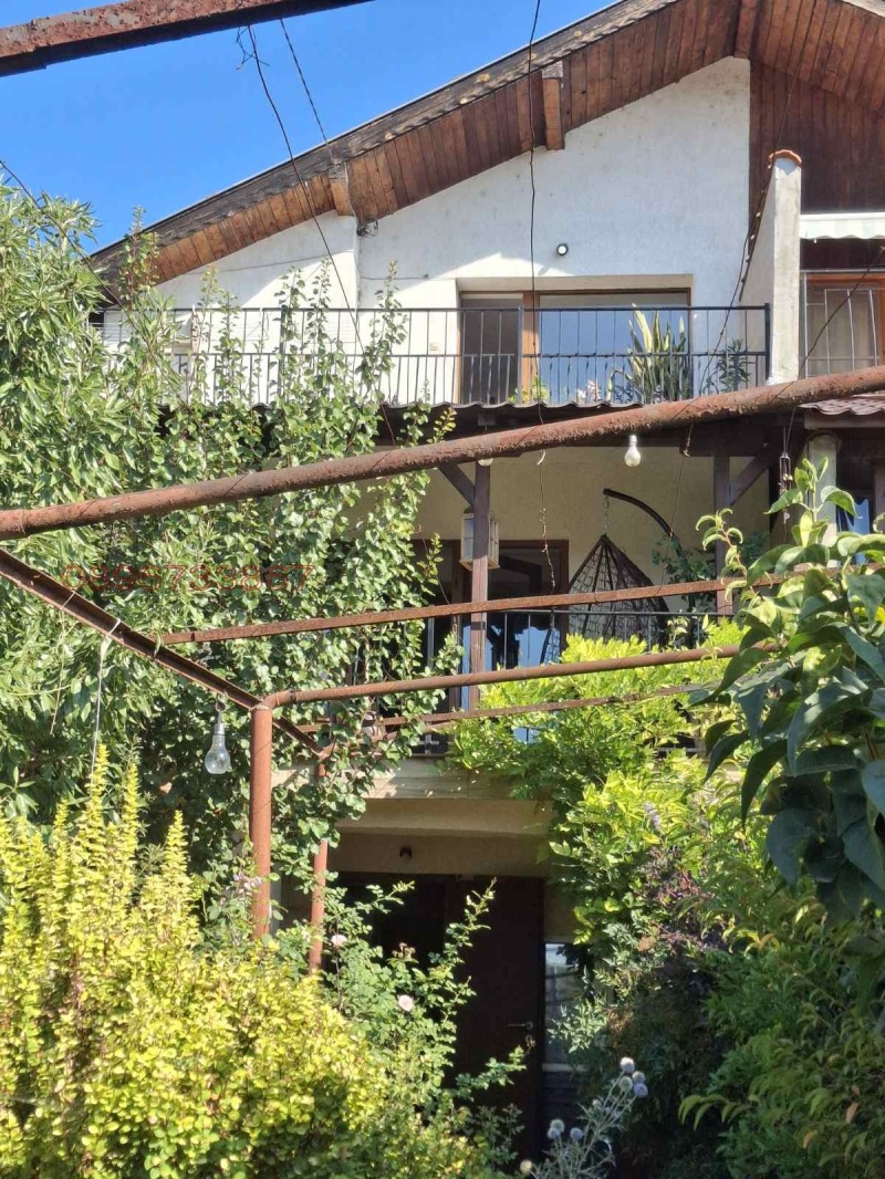 Продава КЪЩА, с. Николово, област Русе