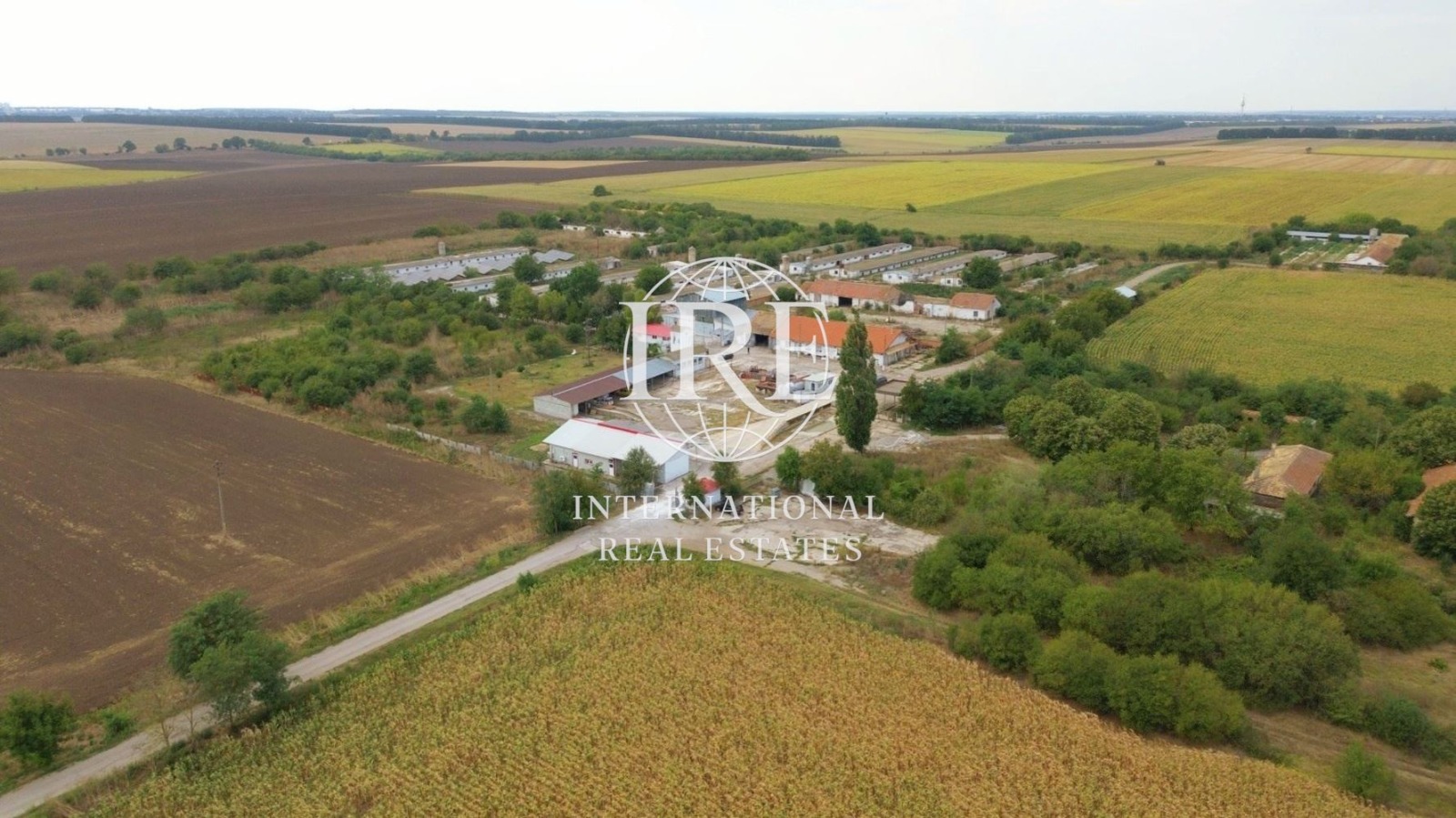 Продава ПРОМ. ПОМЕЩЕНИЕ, гр. Добрич, Промишлена зона - Запад, снимка 2 - Производствени сгради - 51962559