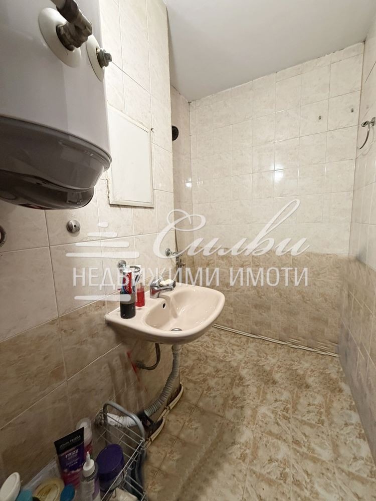 Продава 4-СТАЕН, гр. Шумен, Болницата, снимка 9 - Апартаменти - 53643317