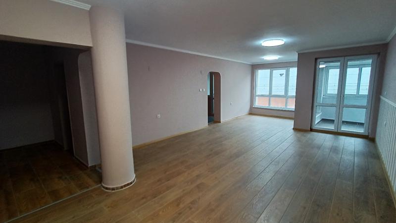 Продава МНОГОСТАЕН, гр. София, Хладилника, снимка 2 - Апартаменти - 52639516