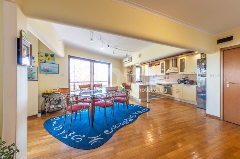À vendre  3+ chambres Varna , Briz , 171 m² | 16112179