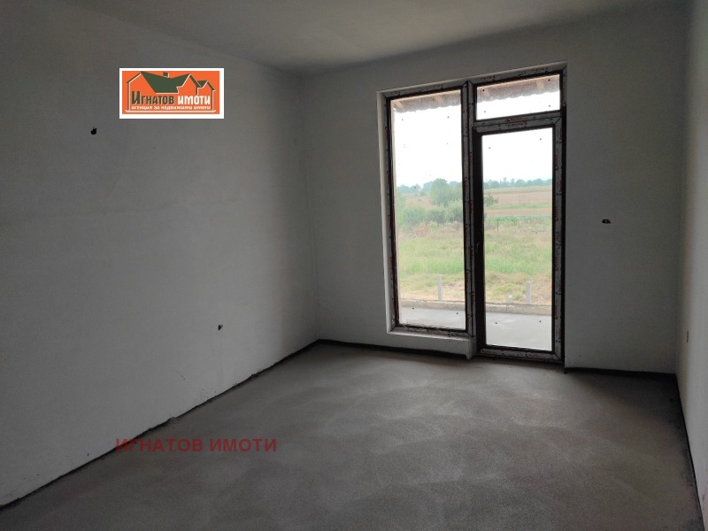 Продава КЪЩА, гр. Пазарджик, Устрем, снимка 8 - Къщи - 52627943