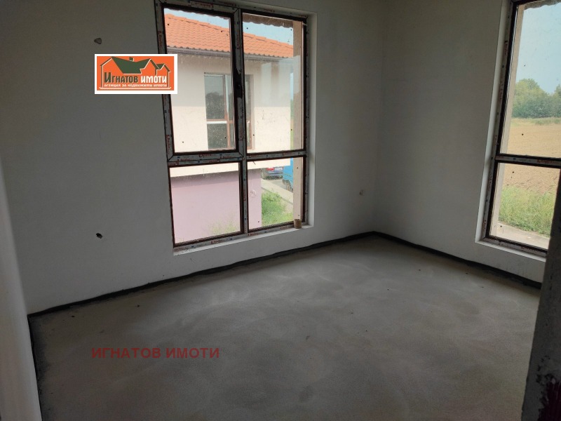 Продава КЪЩА, гр. Пазарджик, Устрем, снимка 7 - Къщи - 52627943