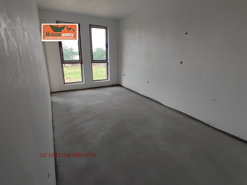 Продава КЪЩА, гр. Пазарджик, Устрем, снимка 4 - Къщи - 52627943