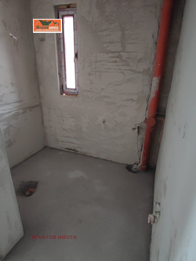 Продава КЪЩА, гр. Пазарджик, Устрем, снимка 5 - Къщи - 52627943