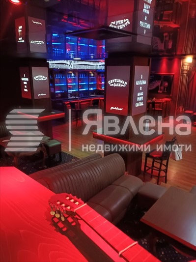 Продава ЗАВЕДЕНИЕ, гр. Варна, ВИНС-Червен площад, снимка 4 - Заведения - 53252925