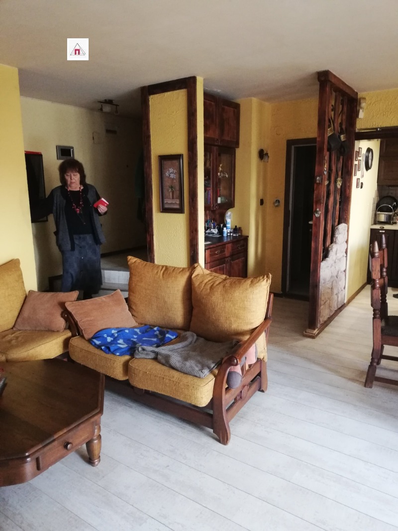 Продава 3-СТАЕН в град София, Гоце Делчев - 116 кв.м / 360 000 € » 704 098.80 лв., ПРЕМИЕР-КОНСУЛТ ООД