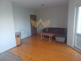 1 chambre Levski 1, Varna