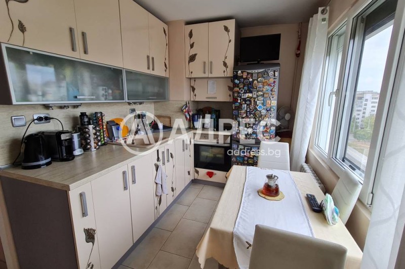 Na sprzedaż  1 sypialnia Sofia , Nadeżda 3 , 61 mkw | 61490550 - obraz [3]