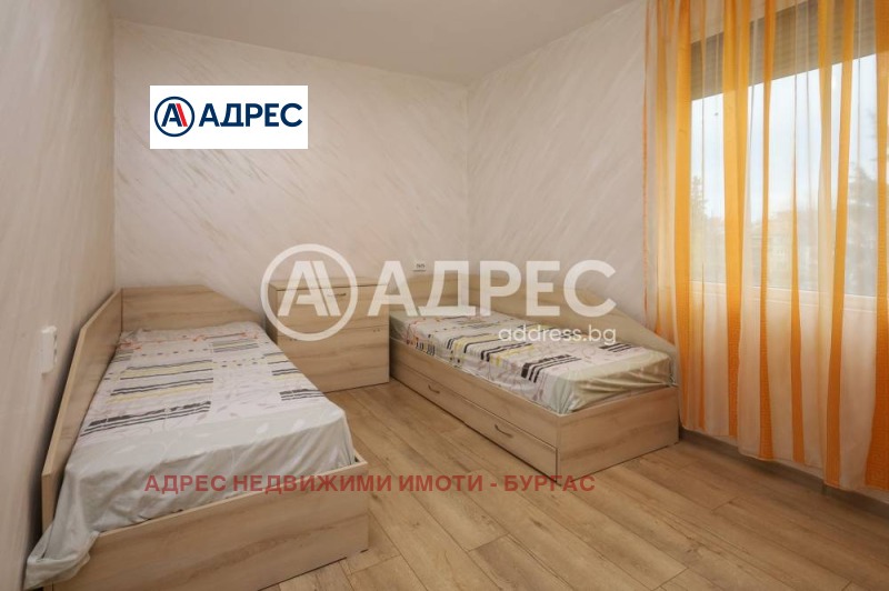 Продава 3-СТАЕН, гр. Бургас, Център, снимка 4 - Aпартаменти - 49540526