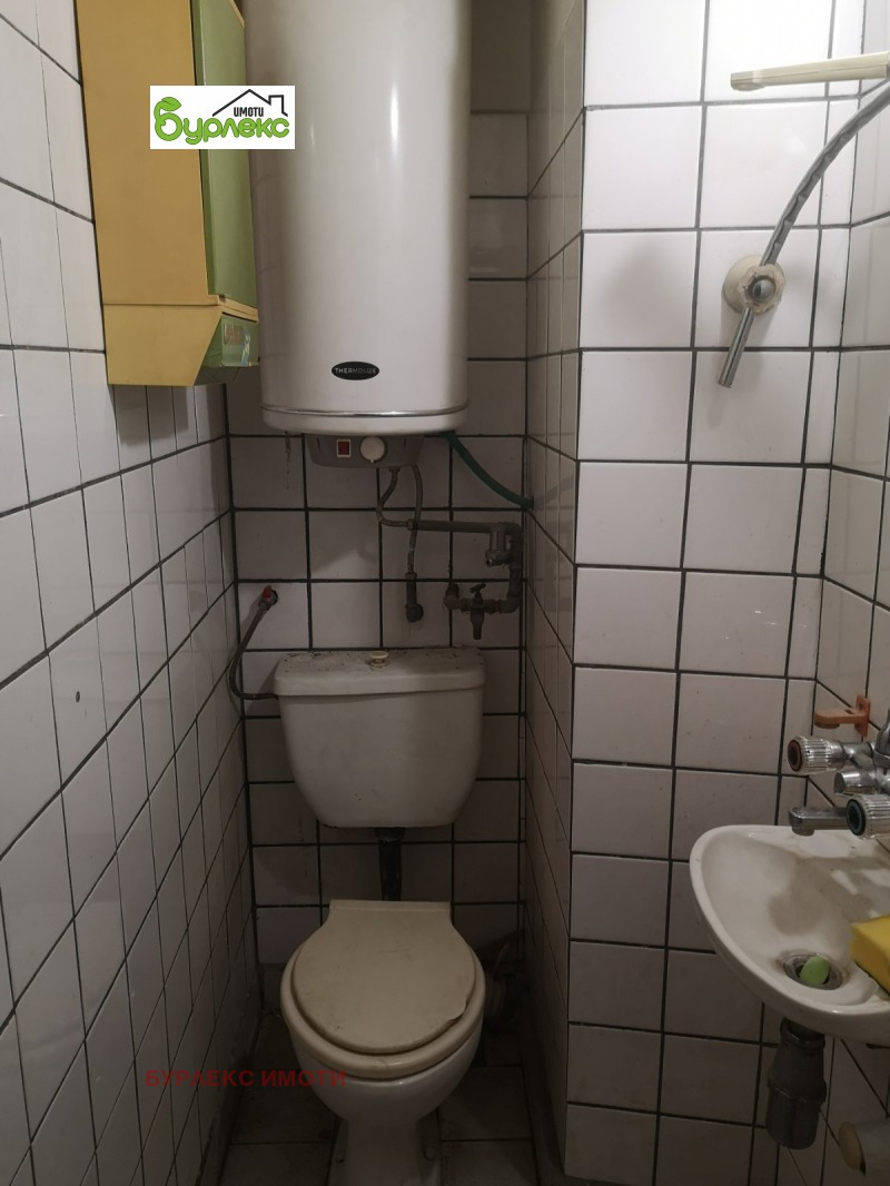 Продава 4-СТАЕН, гр. Варна, Център, снимка 16 - Апартаменти - 52735293