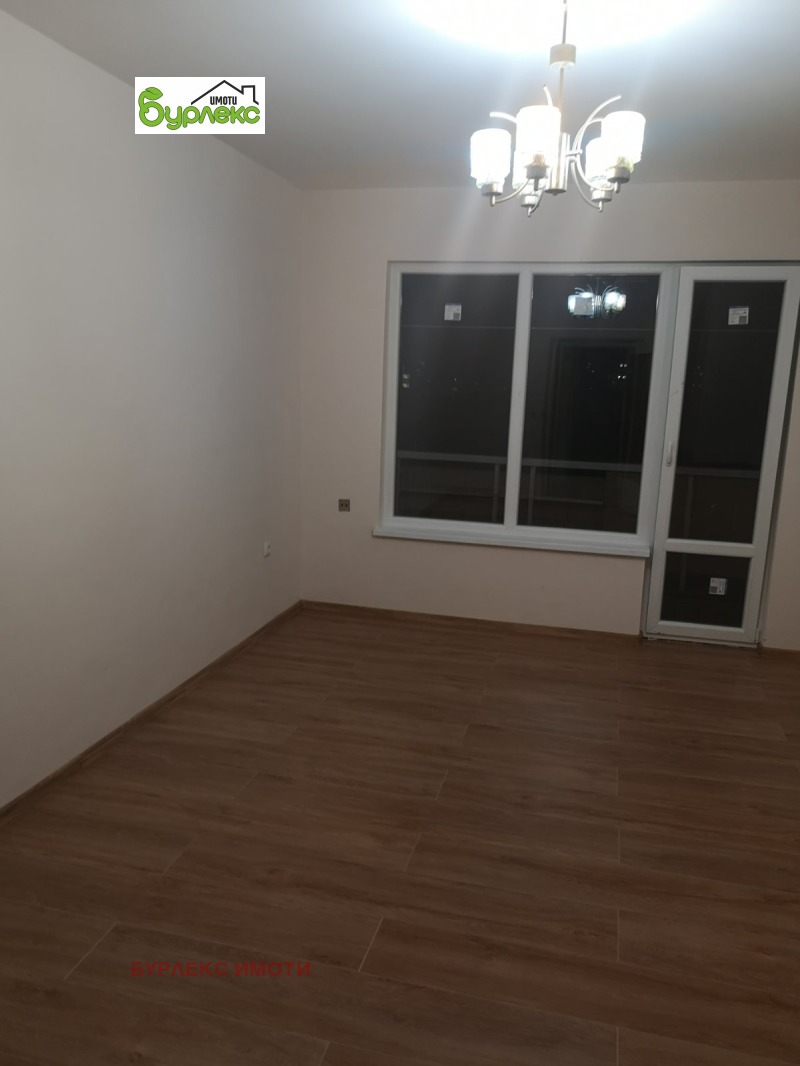 Продава 4-СТАЕН, гр. Варна, Център, снимка 3 - Апартаменти - 52735293