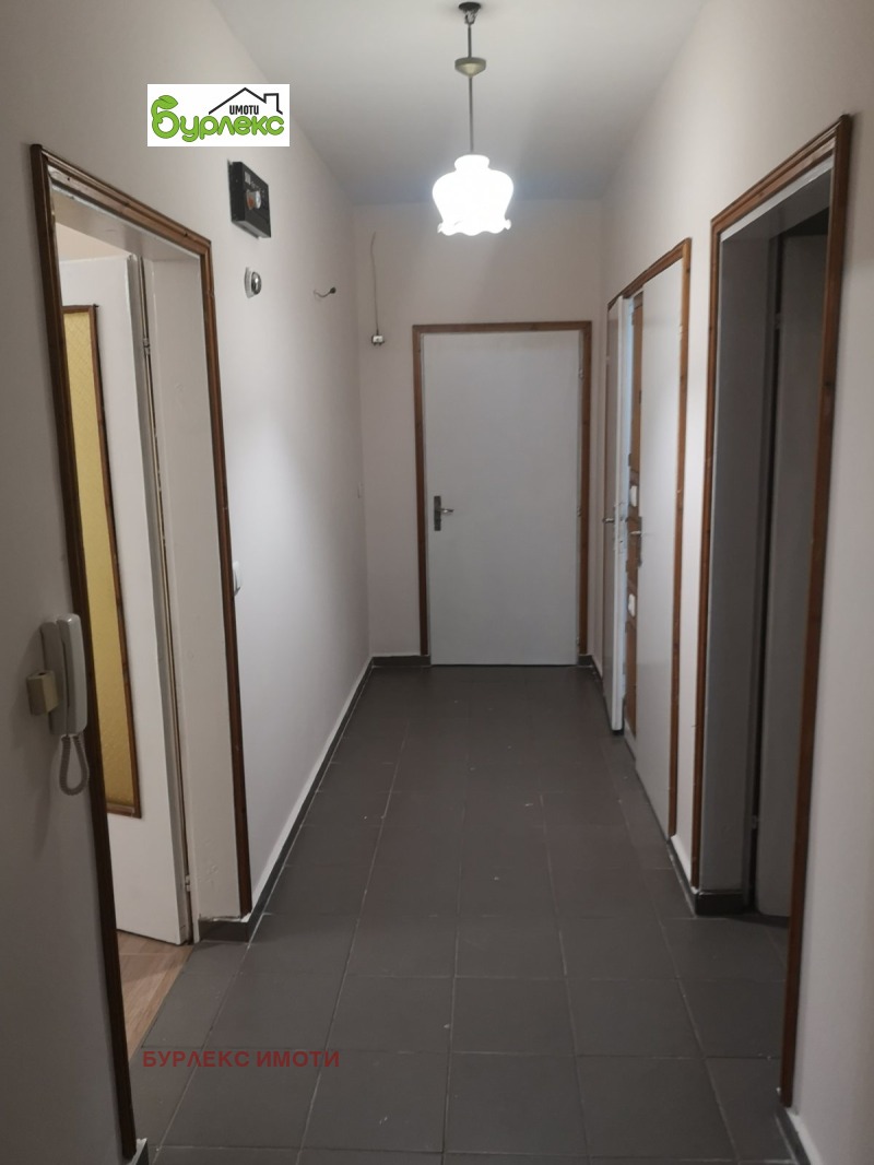 Продава 4-СТАЕН, гр. Варна, Център, снимка 12 - Апартаменти - 52735293