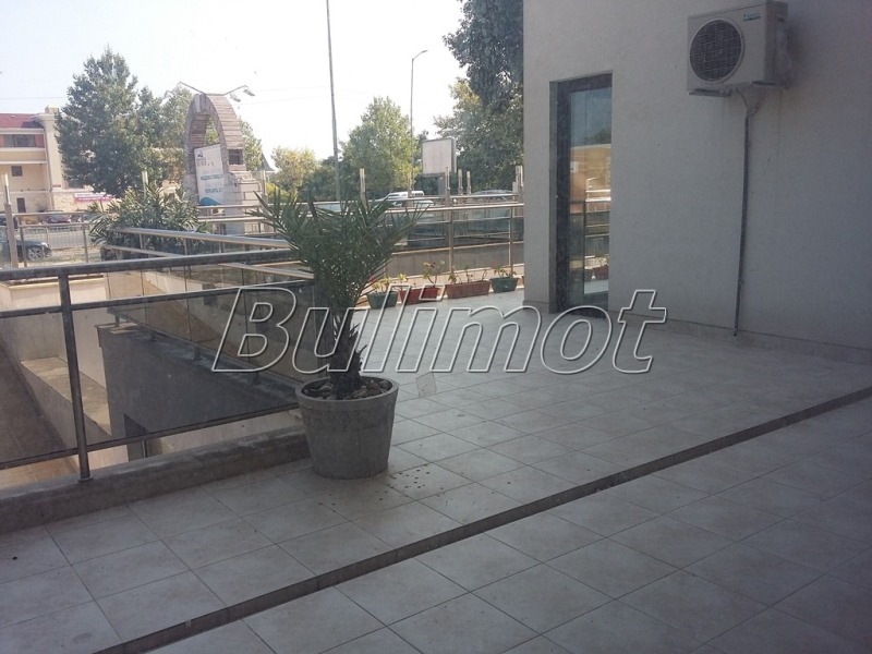 Te koop  Kantoor Varna , Briz , 100 m² | 64068982 - afbeelding [2]