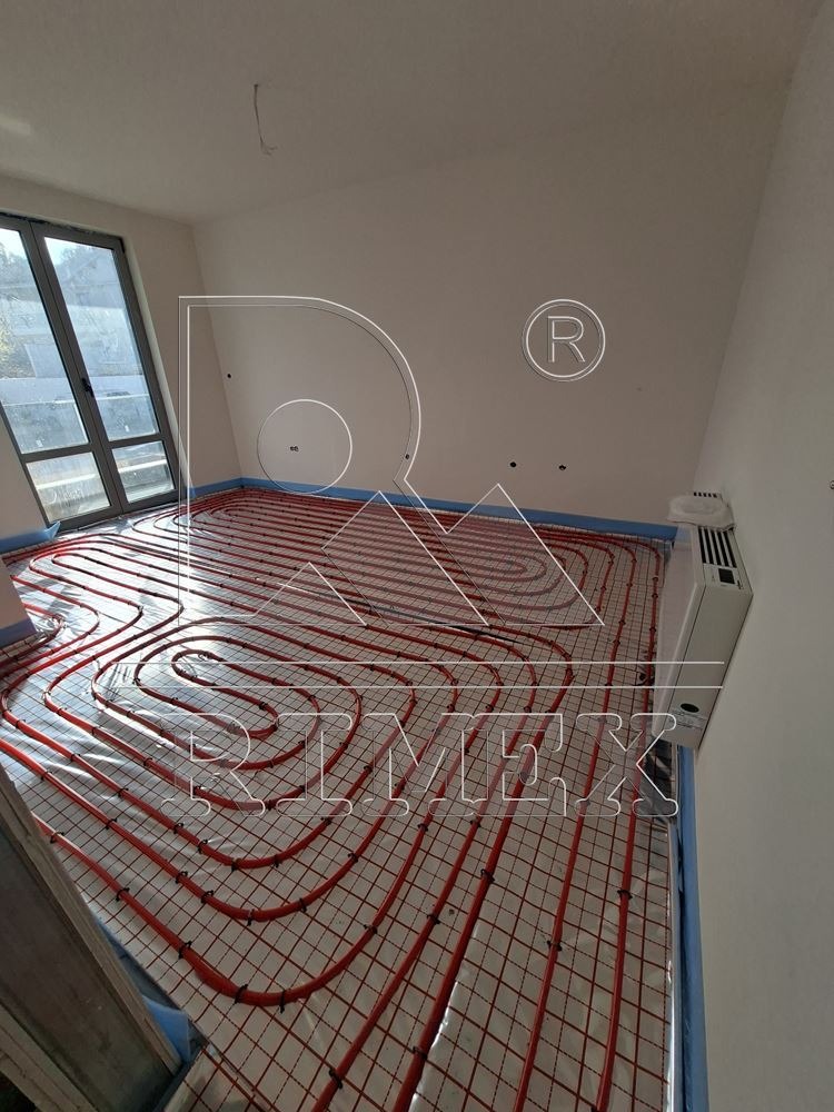 Продава КЪЩА, с. Белащица, област Пловдив, снимка 9 - Къщи - 52556390