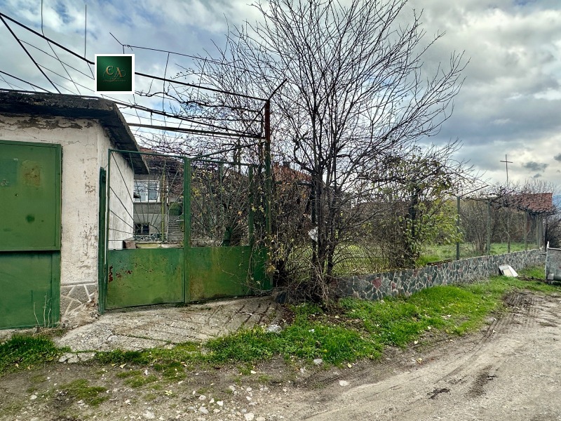 Продава КЪЩА, с. Яхиново, област Кюстендил, снимка 2 - Къщи - 53520822