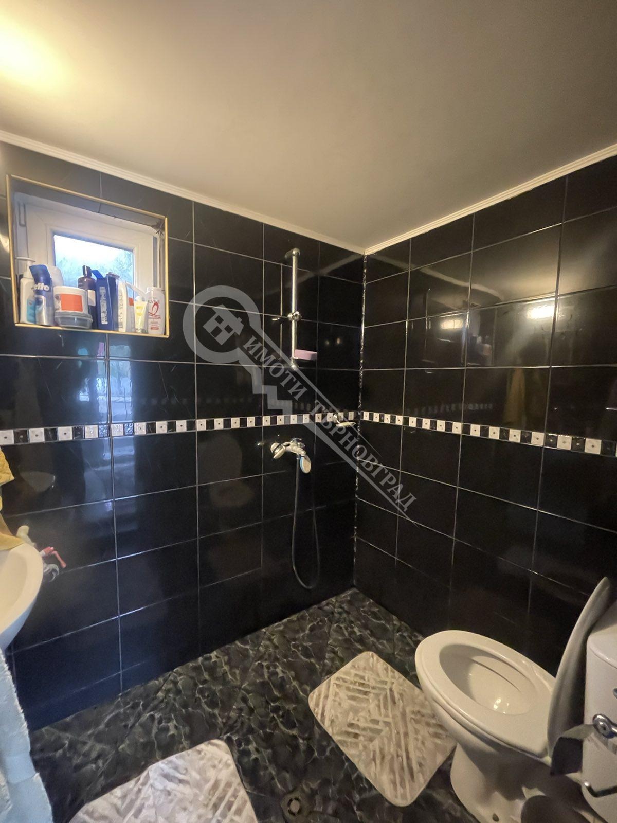 Продава КЪЩА, с. Козловец, област Велико Търново, снимка 12 - Къщи - 55662850