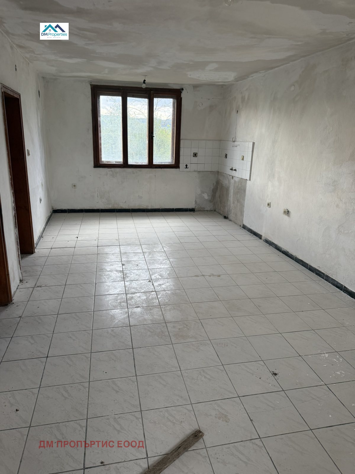 Продава КЪЩА, гр. Троян, област Ловеч, снимка 8 - Къщи - 56261159