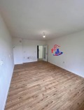 Продава 2-СТАЕН, гр. Шумен, Херсон, снимка 1