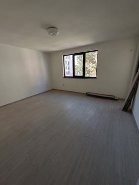 2 bedroom Tsentar, Burgas 10