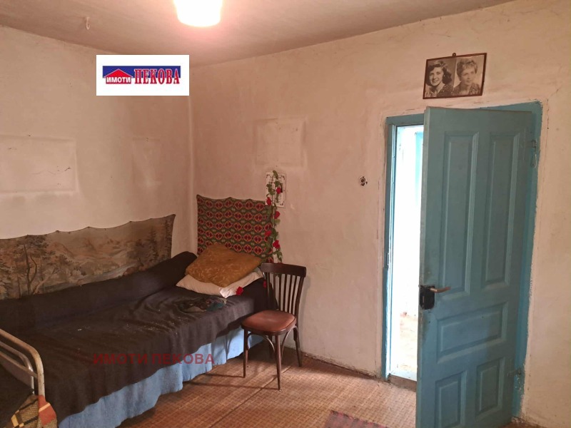 Продава КЪЩА, с. Чичил, област Видин, снимка 5 - Къщи - 52388201