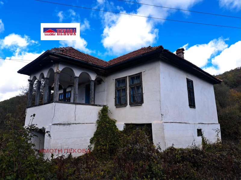 Продава КЪЩА, с. Чичил, област Видин, снимка 3 - Къщи - 52388201