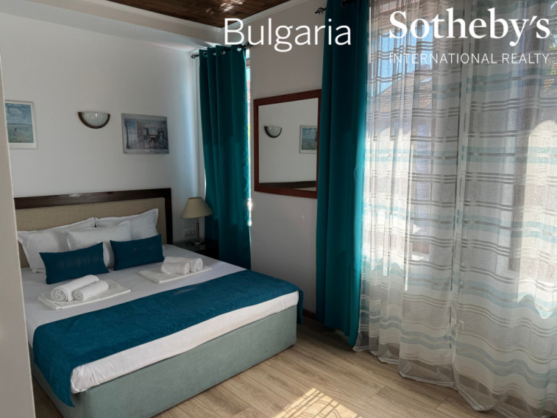 Продава ХОТЕЛ, гр. Несебър, област Бургас, снимка 12 - Хотели - 50302226