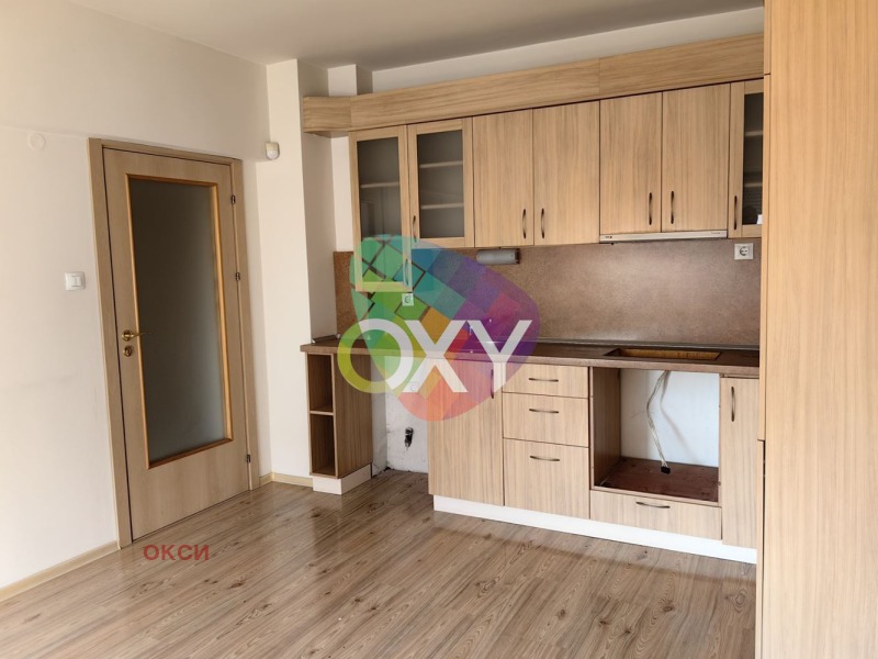 En venta  1 dormitorio Plovdiv , Karshiyaka , 50 metros cuadrados | 31639794